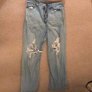 Ripped Boyfriend Jeans